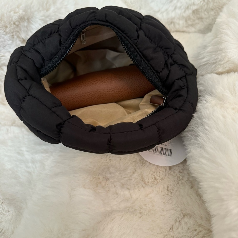 Mini Black Puff Tote Bag NWT - Picture 5 of 5